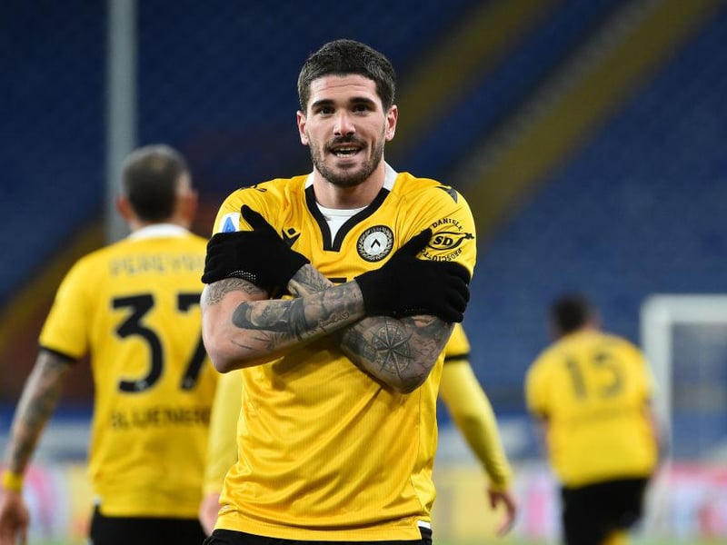 Liverpool have edged ahead of Inter Milan in the race to sign Rodrigo De Paul. Leeds United are also keen. (Tutto Udinese)
(Photo by Paolo Rattini/Getty Images)