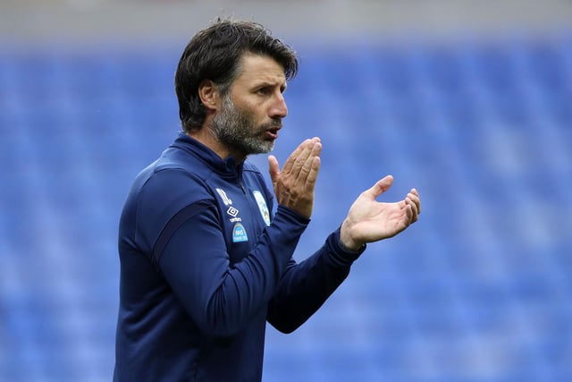 Ex-Huddersfield Town boss Danny Cowley has been named the bookies' favourite for the vacant Tranmere Rovers job, but faces competition from Nigel Adkins and Sol Campbell to secure the position. (SkyBet)