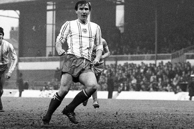 We all live in a Gary Rowell world! Sunderland reportedly knocked-back a bid in the region of £950,000 from Brighton for their star man back in 1979 - which would put his value today at around £9.2million.