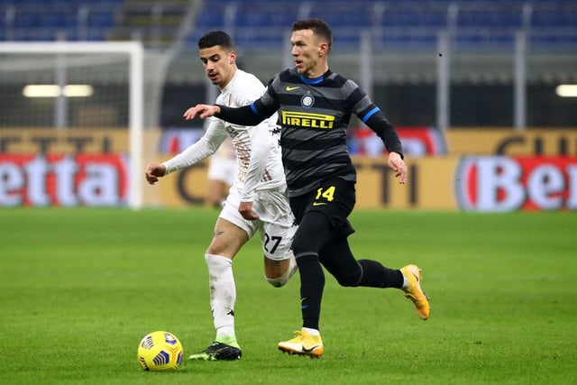 Inter Milan would accept a bid of just £8.7 million for winger Ivan Perisic. Leeds have been linked with the 32-year-old in the past. (Gazzetta dello Sport)


(Photo by Marco Luzzani/Getty Images)