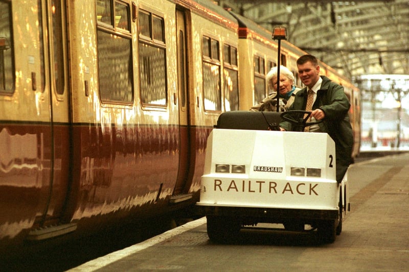 Glasgow Central Station was voted the passenger friendliest station in Britain in 1999. 