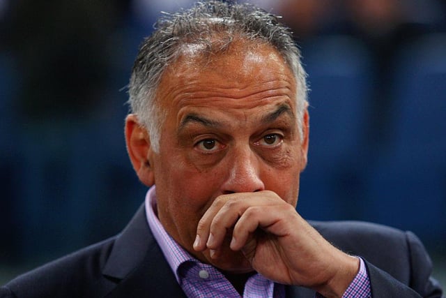 US billionaire James Pallotta has refused to comment on speculation linking him with a takeover of Newcastle. In the past, Pallotta has usually distanced himself when linked with a possible move into English football. (Northern Echo)