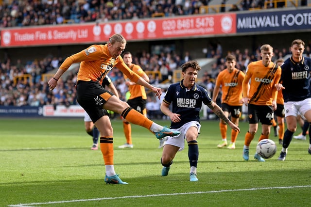 A strapping 30-year-old striker, Eaves' release from Hull City has come as something of a surprise to some Tigers fans, to whom he was a popular figure. Played 31 times last year in the Championship but has a wealth of experience in League One.