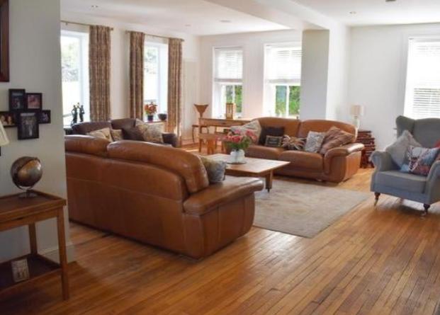Living room.