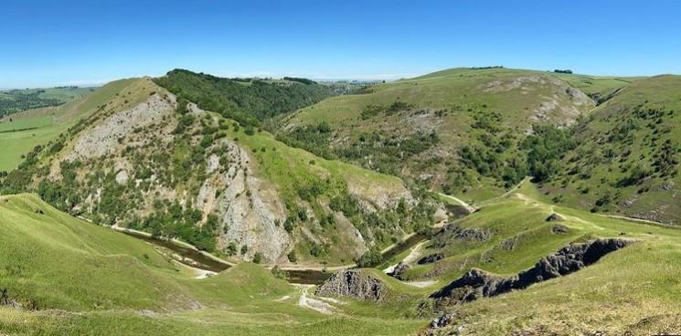Verityredrup writes: "Another beautiful day in The Peak District. This is looking down Dovedale "