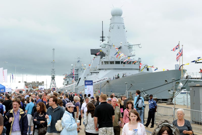 1st July 2010. Navy Days at the Portsmouth Naval Base. Pictured HMS Dauntless and the crowds 
Picture: Paul Jacobs  102433-22