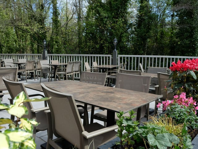 You can dine al fresco overlooking the river.