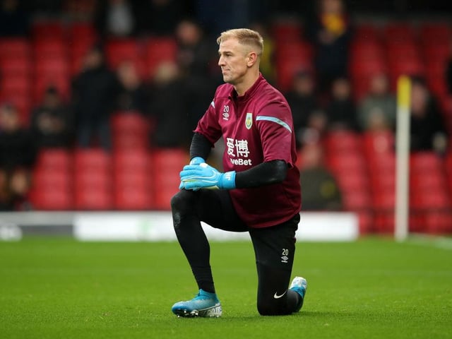 Former Sunderland striker Kevin Phillips believes Leeds United boss Marcelo Bielsa will NOT make a move for out-of-contract Burnley goalkeeper Joe Hart. (Football Insider)