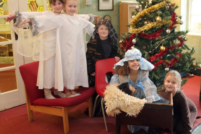 The 2006  William Rhodes key stage 2 nativity starring  l to r  Holly Walters, Alicia Haggins, Jack Rouse, Yasmin Mason and Leonie Blow