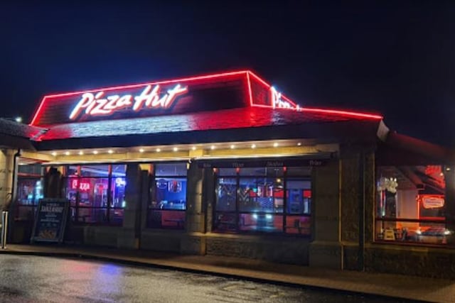 Pizza Hut Restaurant at Whimbrel Place Fife Leisure Park Dunfermline.
Rated on December 15