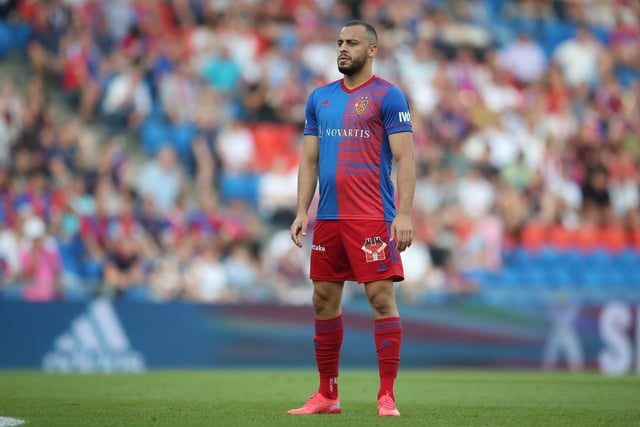 Leeds United look set to face significant competition for the signing of Basel striker Arthur Cabral when the transfer window reopens, with Southampton also in the running. (UOL)

(Photo by Christian Kaspar-Bartke/Getty Images)