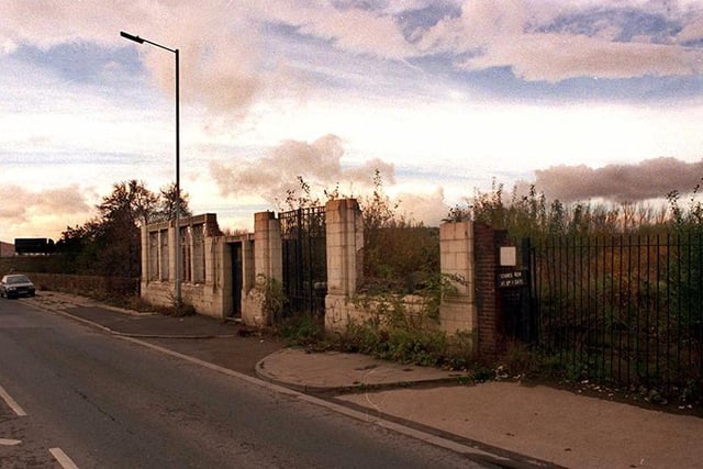 The derelict formers Flathers site at Tinsley, November 1997