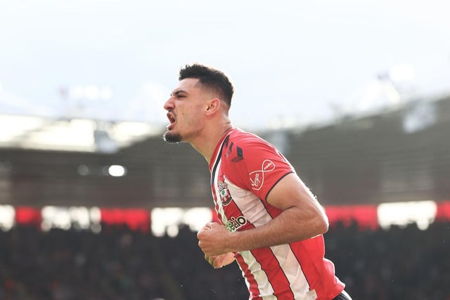 Chelsea could recall striker Armando Broja from his loan spell at Southampton in January thanks to a clause in the deal that took him to St Mary's over the summer. (Goal) 

(Photo by Ryan Pierse/Getty Images)