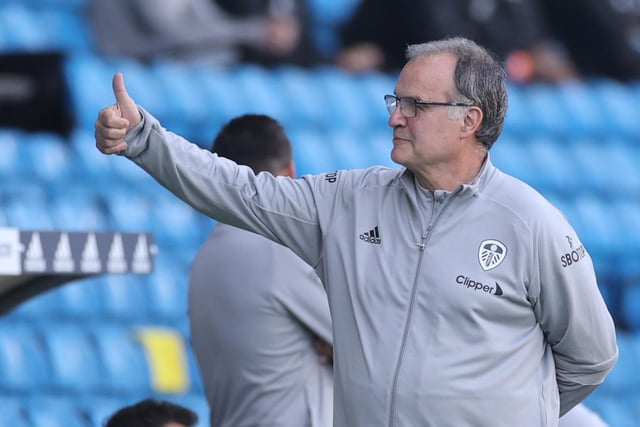 Leeds United's Argentinian head coach Marcelo Bielsa gives a thumbs up before the game.