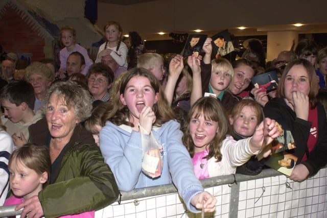 Crowds at the 2002 Christmas lights switch on in the Kingdom Centre, Glenrothes (Pic: Fife Free Press)