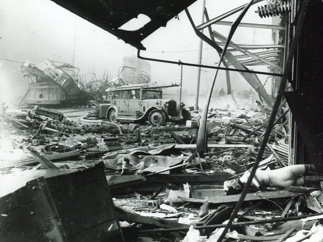 Sheffield Blitz December 1940. High Street from Change Alley after the blitz