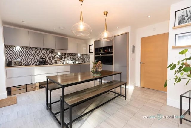 This open plan space is a great example of a modern kitchen
