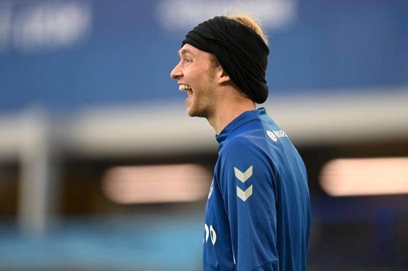 Everton are talking up a potential swap deal between Tom Davies and Newcastle United midfielder Sean Longstaff. (Chronicle) 

(Photo by Michael Regan/Getty Images)