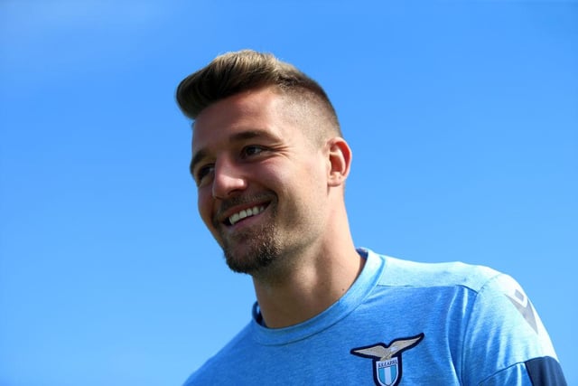 Manchester United have revived their interest in Lazio midfielder Sergej Milinkovic-Savic. He has an £86.5m release clause and is deemed as a potential Paul Pogba replacement. (Gazzetta dello Sport