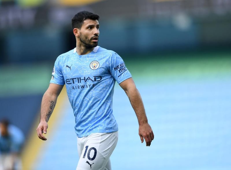 Barcelona presidential candidate Joan Laporta has earmarked Manchester City striker Sergio Aguero as a potential summer target. The 32-year-old is out of contract at the end of the season and yet to discuss an extension at the Etihad. (Daily Mail)