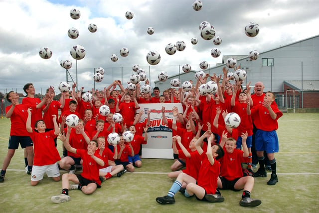Students were bidding for a world record at keepy ups in 2006. Were you among them?