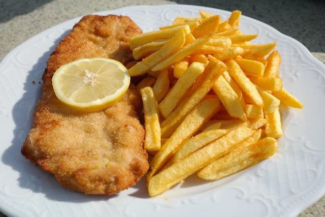 There's a good choice of chippie favourites available for delivery, from cod bites and haddock to scampi, through Just Eat.
