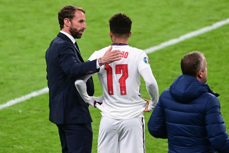 Manchester United are closing in on the signing of England star Jadon Sancho in an £80million deal. (Mirror)

(Photo by Neil Hall - Pool/Getty Images)