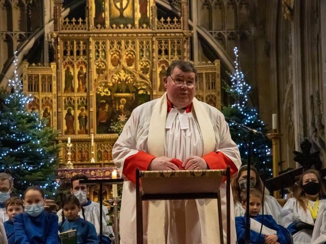 Locals gathered on Sunday afternoon at St Marys Church to take part in The News' Christmas Carol Service & Christingle, with readings from The News' Editor Mark Waldron and Pompey Manager Danny Cowley, along with Carols from local school children. Photos by Alex Shute