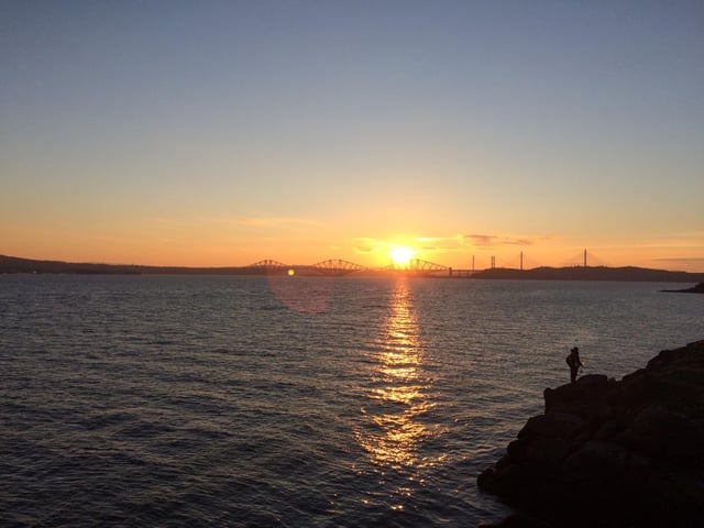 And as the day drew to a close, we could not help but share this lovely sunset simmering over the Forth bridges as it glistened in a line of luminosity across the water.