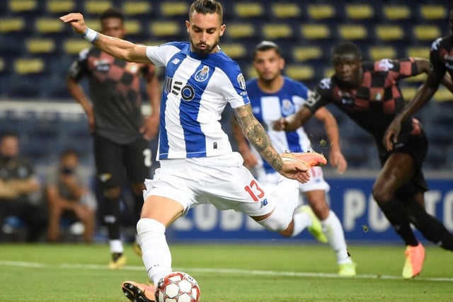 Manchester United are leading the race for Porto left-back Alex Telles, who is valued at £27.6m. Wolves are also keen. (A Bola via Sport Witness)