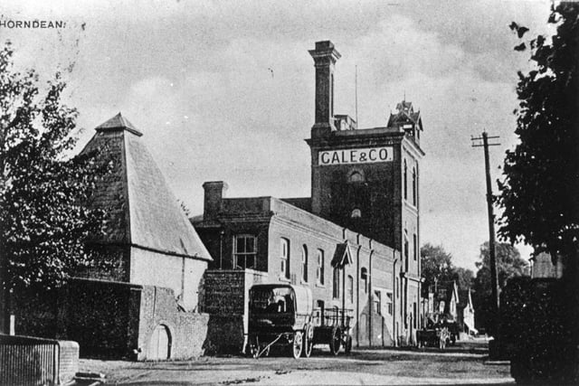 Gales Brewery 1930
Picture: Permission of hantsphere.org.uk/
Hampshire Library and Information Centre.