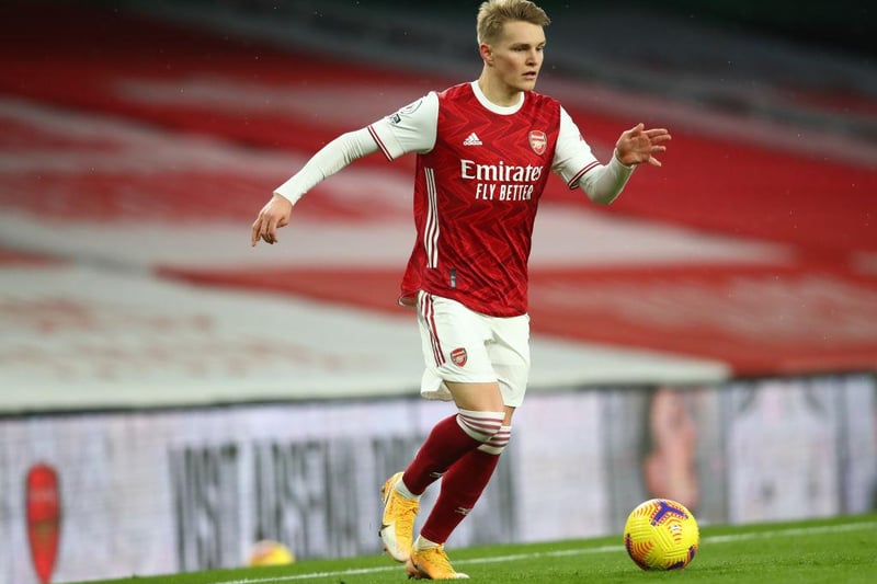 Arsenal loanee Martin Odegaard has upset parent club Real Madrid by failing to commit his future to the La Liga giants. The Gunners would be in pole position for his signature, despite not including an option-to-buy clause as a part of his loan. (Defensa Central via Daily Star)