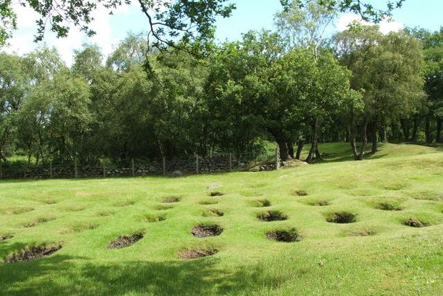 Rough Castle near Bonnybridge might have been the second-smallest fort along the Antonine Wall but it’s in the best state of preservation. One feature worth a mention is the series of defensive lilia pits, which would have once contained stakes.