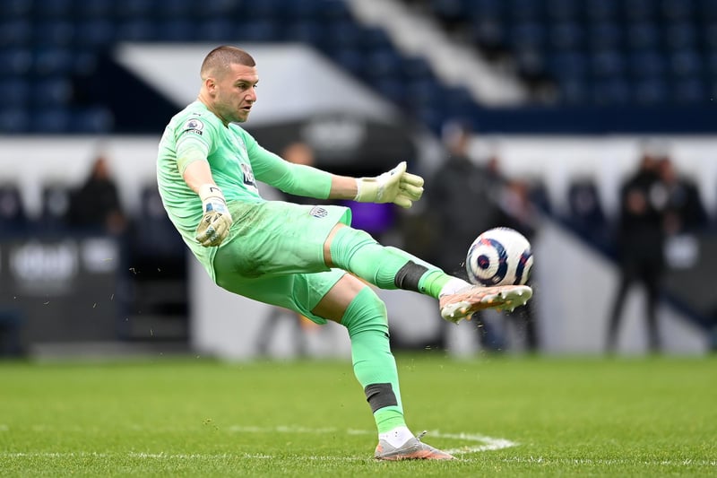 West Ham United have emerged as the 1/5, odds-on favourites to land West Brom goalkeeper Sam Johnstone. The 28-year-old is expected to be named in England's 26-man squad for Euro 2020, which will be confirmed later today. (SkyBet)