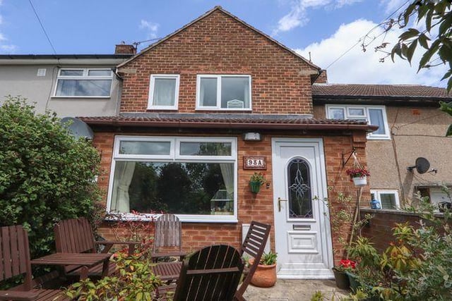 Viewed 1432 times in last 30 days. This three bedroom house has an extended living room and is in a secluded location. Marketed by Redbrik Estate Agents, 01246 920990.
