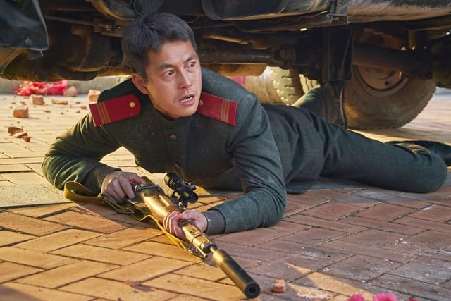 Steel Rain is an original Netflix film and one of the highest-rated Korean titles on the streaming site. Amid a coup, a North Korean agent escapes south with the country's injured leader in an attempt to keep him alive and prevent a Korean war.