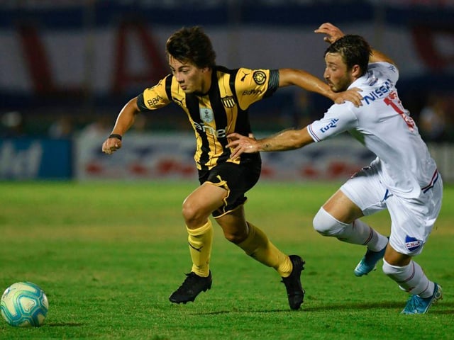 Chelsea have joined Manchester United, Manchester City and Juventus in the race for Penarol star Facundo Pellistri. (Calciomercato via Daily Express)