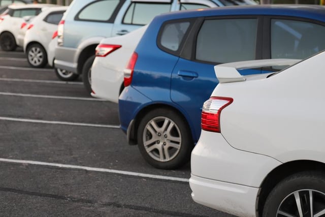 This role is looking for helpful and friendly Car Park Marshalls to assist with trafﬁc ﬂow and customer parking. These are temporary roles for the week leading up to Christmas, no experience is needed, and training will be provided. Apply here: bit.ly/3kyIgck (Photo: Shutterstock)
