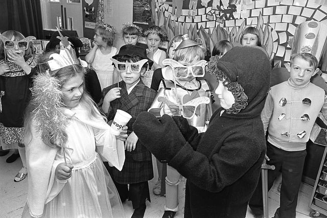 Youngsters were ready for their school show in 1980