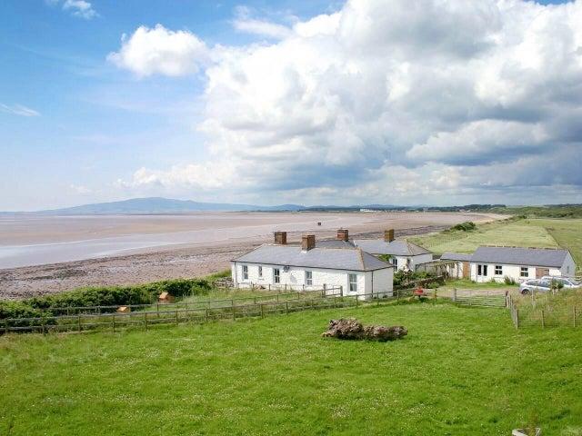 This cottage in Newbie, Annan sleeps six, overlooks the Solway and has direct access to a private beach.