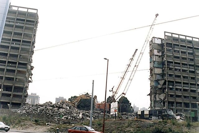 Kelvin Flats demolition 1995