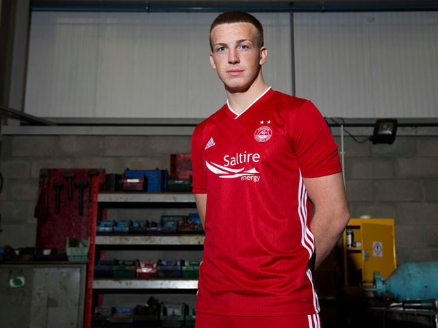 Aberdeen ace Lewis Ferguson is eyeing a Scotland cap. The midfielder was an important player for the Dons in the weeks leading up to the postponement of football. The 20-year-old has seven caps for the U21 side. (Scottish Sun)