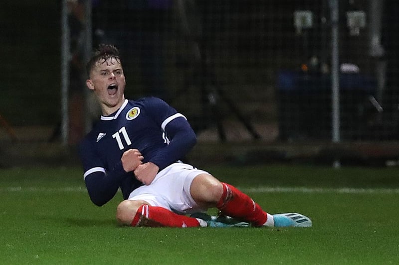 Bristol City have been tipped to battle QPR for Rangers prospect Josh McPake. The Scotland U19 international is currently on loan with League Two side Harrogate Town, who are on-track for a solid mid-table finish. (Football Insider)