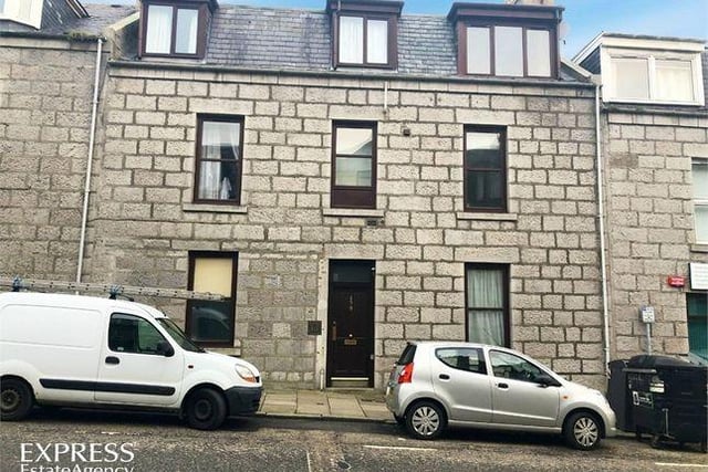 This one bed flat, located at Crown Street, Aberdeen AB11, is currently on the market for offers over £70,000, which is a 44 per price drop from its original listing price of £125,000. Property agent: Express Estate Agency. bit.ly/2SHS7Rv