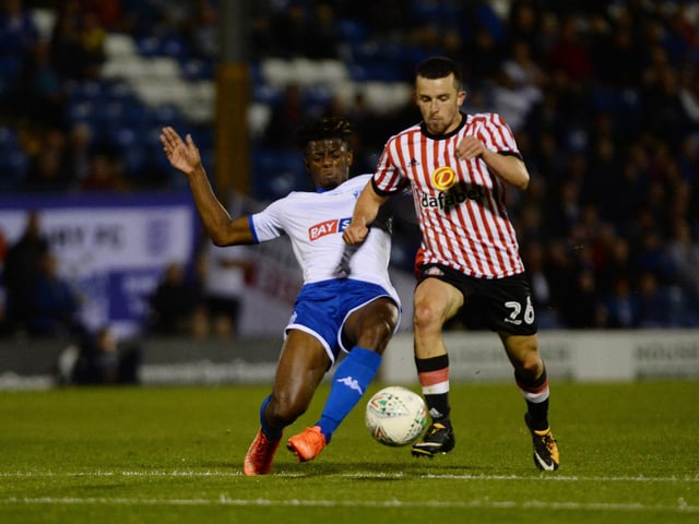 Rotherham United are thought to be interested in former Bury left-back Greg Leigh. (N DeStem)