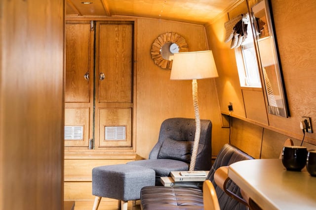 There is a fully equipped galley kitchen with breakfast bar and stools, while the lounge area houses a plasma TV and there is an onboard toilet and shower room. A British Waterways shower block and laundry facilities can also be found nearby.