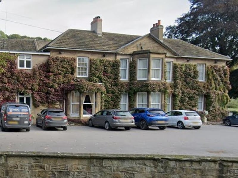 The AA awarded this Pontefract hotel two rosettes, praising its "multi-influenced cooking in a Yorkshire manor house." 📍The Great North Road, Wentbridge, Pontefract WF8 3JJ