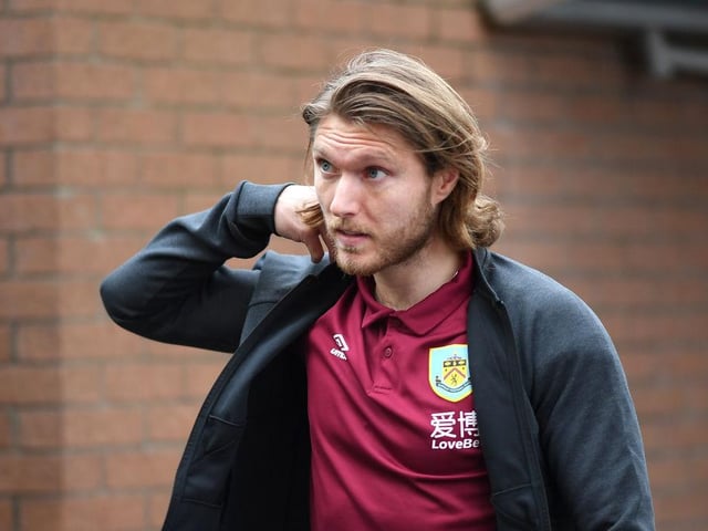 Jeff Hendrick’s move to AC Milan appears to be in serious doubt due to the coronavirus pandemic, according to Republic of Ireland boss Stephen Kenny. (Daily Mail)