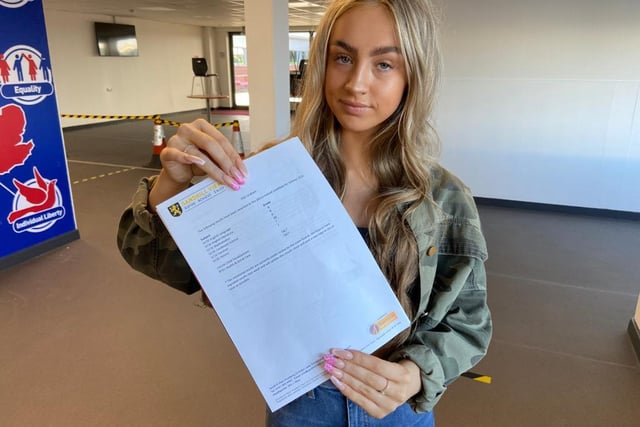 Ellie Graham from Sandhill View Academy scored 8s in English Language, English Literature and Combined Science, 7s in German and History and a 6 in maths. She plans to study social science and psychology.