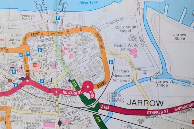 The name of which Jarrow landmark and geographical feature is shared by locations also found in Sheffield and Aberdeen?